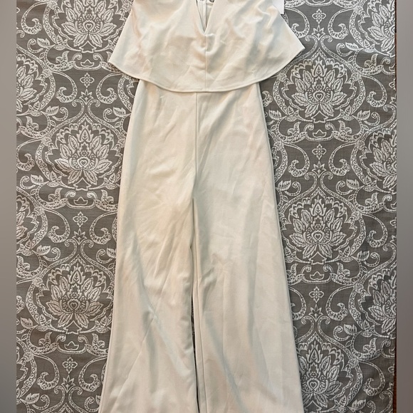 Off Shoulder Beige/off white Jumpsuit Size XS - Picture 6 of 8